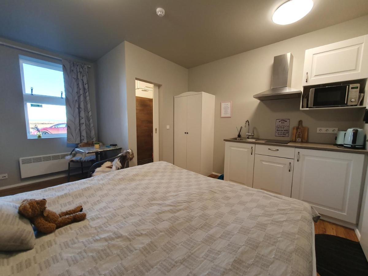 Skalatjoern Guesthouse Skalatjorn ภายนอก รูปภาพ